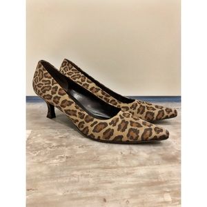 Salvatore Ferragamo Leopard Kitten Heels size 9.5